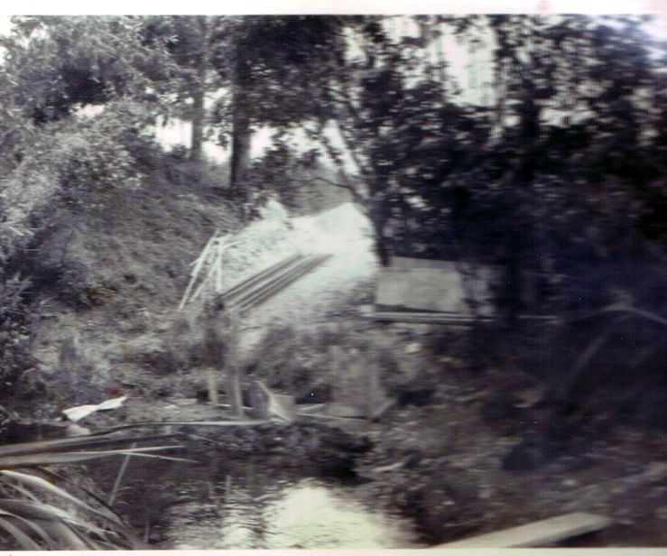 Commencement of concrete piers and bridge over Waikanae stream. 1954.j